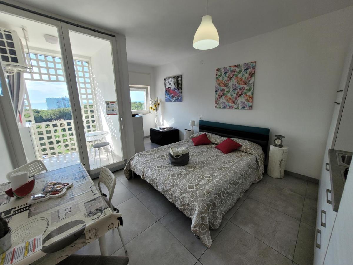 Rosato Sea View